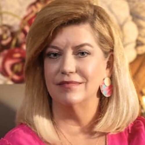 Teresa Middleton artis headshot